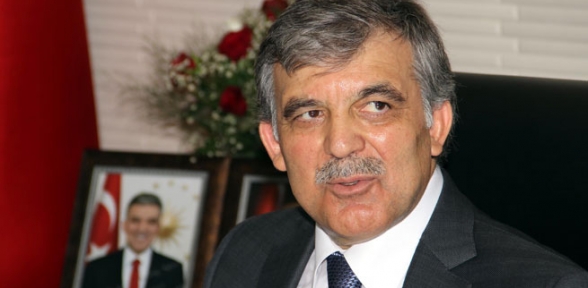 Abdullah Gül den Ak Parti ye tebrik
