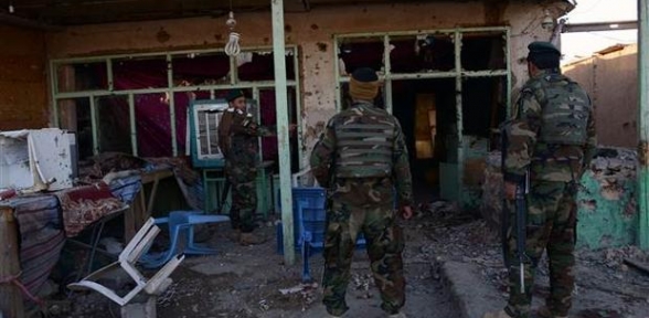 Afganistanda havalimanına saldırı Çok sayıda ölü var