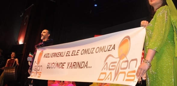 AGON Dünya danslarını Kartalda sergiledi
