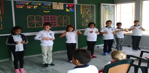 Ahmet Şimşek te öğrenmeyi öğretiyorlar.