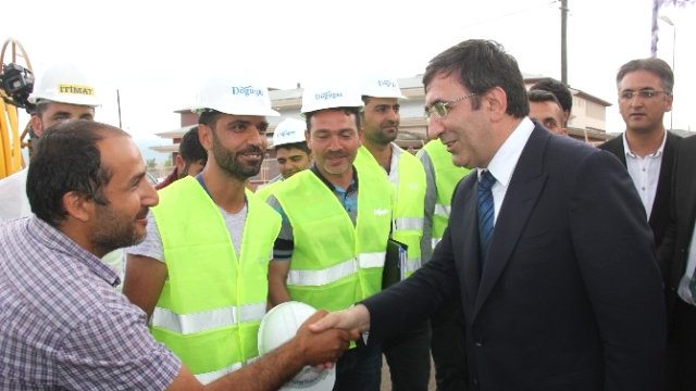 AK Parti Genel Başkan Yardımcısı Yılmaz Bingöl de