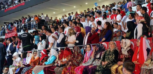 AK Parti de kongre günü