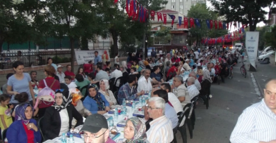 Ak Parti Kartal Çavuşoğlu Mahallesi Başkanlığı geniş katılımlı iftar
