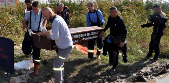 AK Parti seçim konvoyunda kaza. 2 ölü