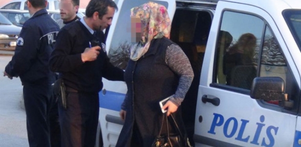 Aksarayda nişanlısını döven genç genç kadını eve hapsetti