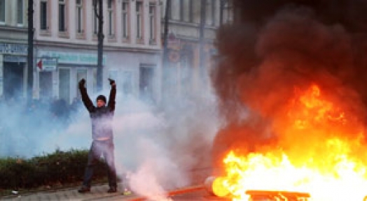 Almanyada Ortalık Karıştı 