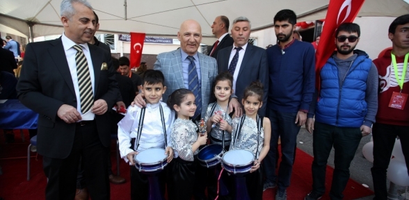 ALTINOK ÖZ BURAK BORA ANADOLU LİSESİNİN KAN BAĞIŞI KAMPANYASINA KATILDI