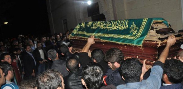 Ankara daki katliamda ölen Ramazan Çalışkan toprağa verildi