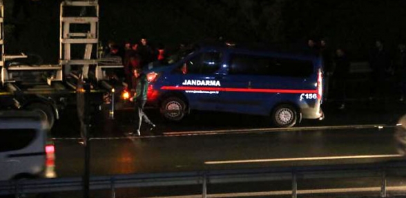 Askeri Araca Ateş Açıldı 