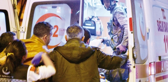 Askeri servise bomba 28 ölü 61 yaralı