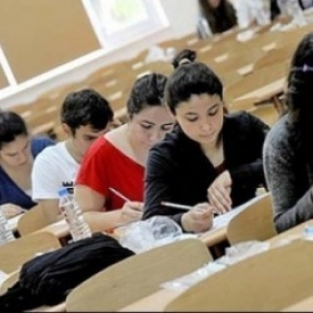 Ataşehir Belediyesinden öğrencilere YGS VE LYS desteği