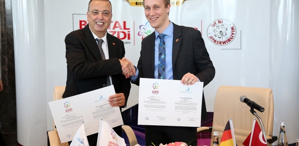 Ataşehir ve Monheim arasında kardeşlik köprüsü kuruldu