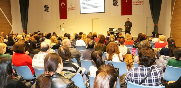 Ataşehirli Hayvanseverler için eğitim verildi