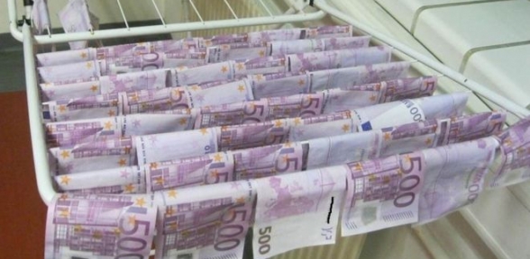 Avusturyalı çocuk Tuna nehrinde yüz bin euro buldu