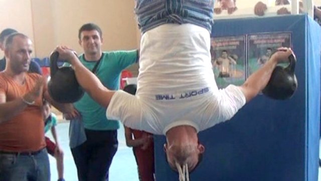 Azerbaycanlı Sporcu Rekorlar Kitabına İsmini Yazdırdı