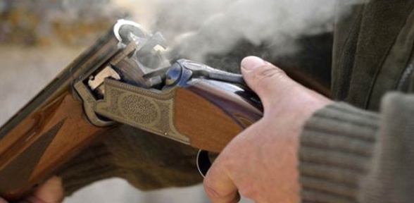 Babasını Tüfekle Vurarak Öldürdü Samanlığı Ateşe Verdi