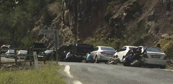 Bakan Ala nın Açıklaması Saldırı Kılıçdaroğlunun konvoyuna yapıldı