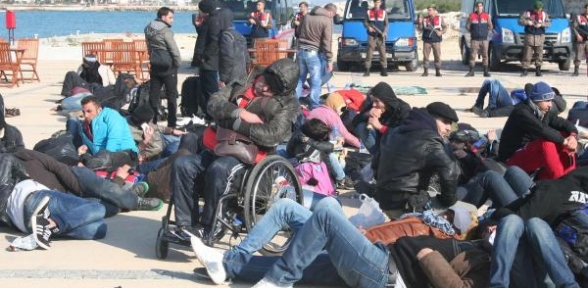 Balıkçı Teknesinde 140 Suriyeli Yakalandı