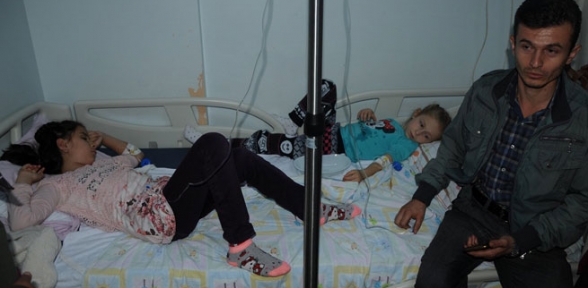 Bartın da 95 öğrenci yemekten zehirlendi