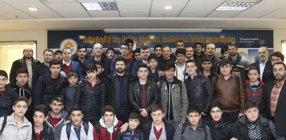 BAŞKAN KESKİN GENÇLERLE BULUŞTU 