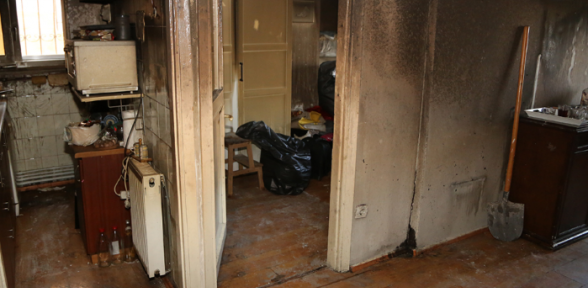 Belediyeden yanan eve yardım eli