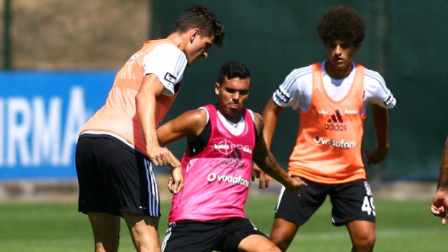 Beşiktaş, Medipol Başakşehir ile Oynayacağı Maçın ...