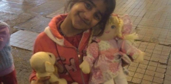 Bir çocukta sen güldür