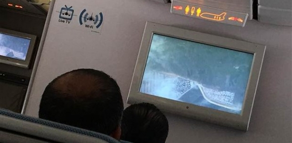 Bir uçak pas geçti diğeri de drone gördü