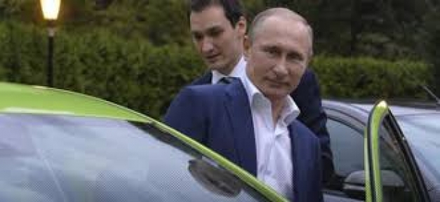 Biz Uçtuk Rusya Çöktü