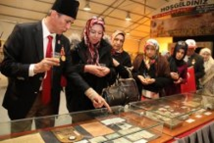 ÇANAKKALE MÜZESİNE ANLAMLI ZİYARET