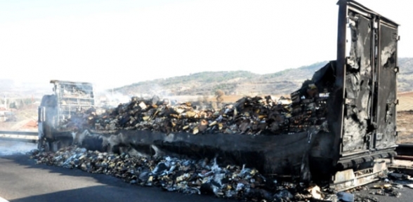 Çayır Çayır Yandı 