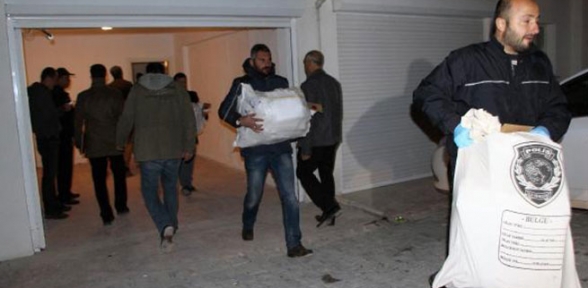 Cemaat okullarının evrak deposuna baskın