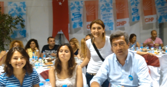 CHP GENÇLİK KOLLARI İFTAR YEMEĞİ
