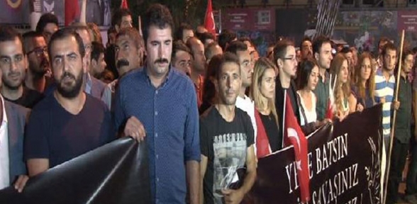 CHP Gençlik Kolları ndan teröre ve Hürriyet baskınına tepki