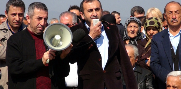 CHP ve HDP den mülteci çadırı yapılmasın eylemi