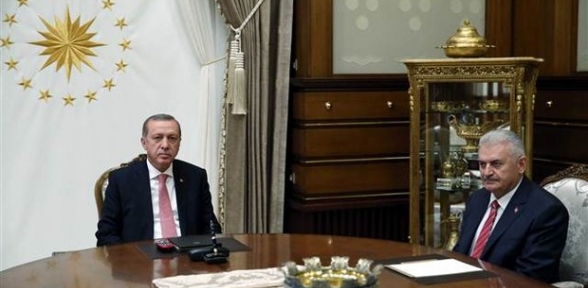 Cumhurbaşkanlığı Sarayında sürpriz görüşme