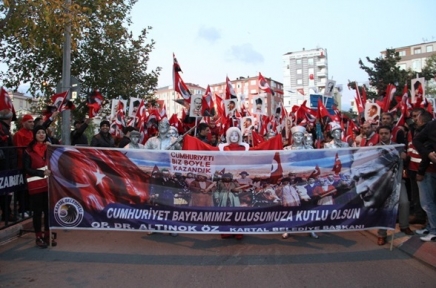 Cumhuriyet Bayramı Kartal da coşkuyla kutlandı