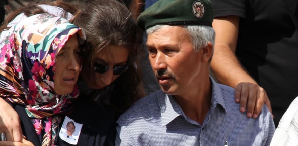 Dağlıca şehidini 10 bin kişi uğurladı