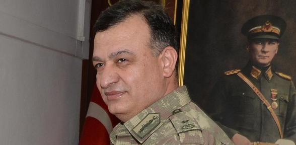 Darbeci komutanların gözaltısı sürüyor