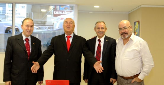DEPREM PROFESÖRÜ ERCAN OKURLARIYLA KARTALDA BULUŞTU