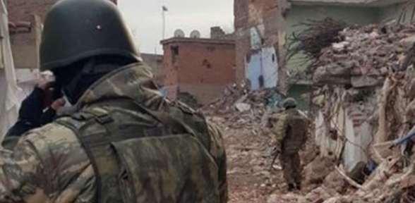 Diyarbakır Sur da çatışma İki astsubay şehit