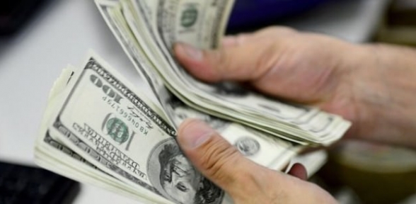 Dolar Bir Anda Yükseldi 