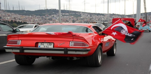 Dolmabahçe de Atatürk Maskeli Konvoy