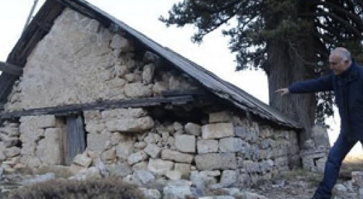 Ecdadın Mezarının Haline Bak 