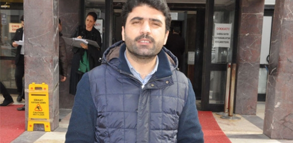 Ekmekten çıkan jilet için 1 milyonluk tazminat istedi