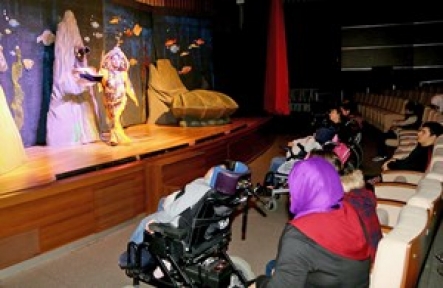 Engeller Tiyatro İle Aşılıyor 