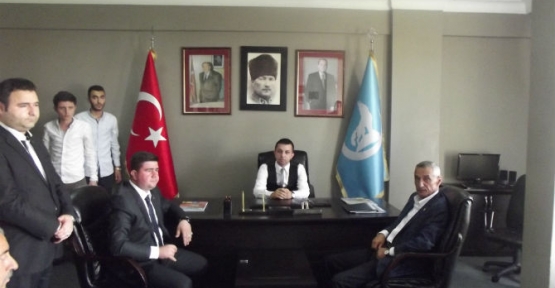 Engin Alan Paşa Kartal Ülkü Ocaklarını ziyaret etti