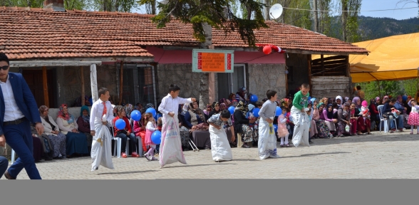 Erenköy Kız Anadolu Lisesinden 23 Nisanda Anlamlı Proje
