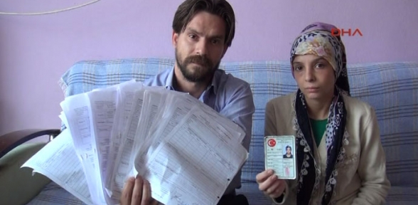 Eşine kimlik çıkartmaya çalışan kocaya şok sürpriz