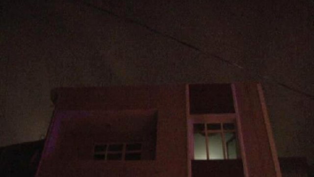 Evde Eşini Bulamadı, Evi Yaktı